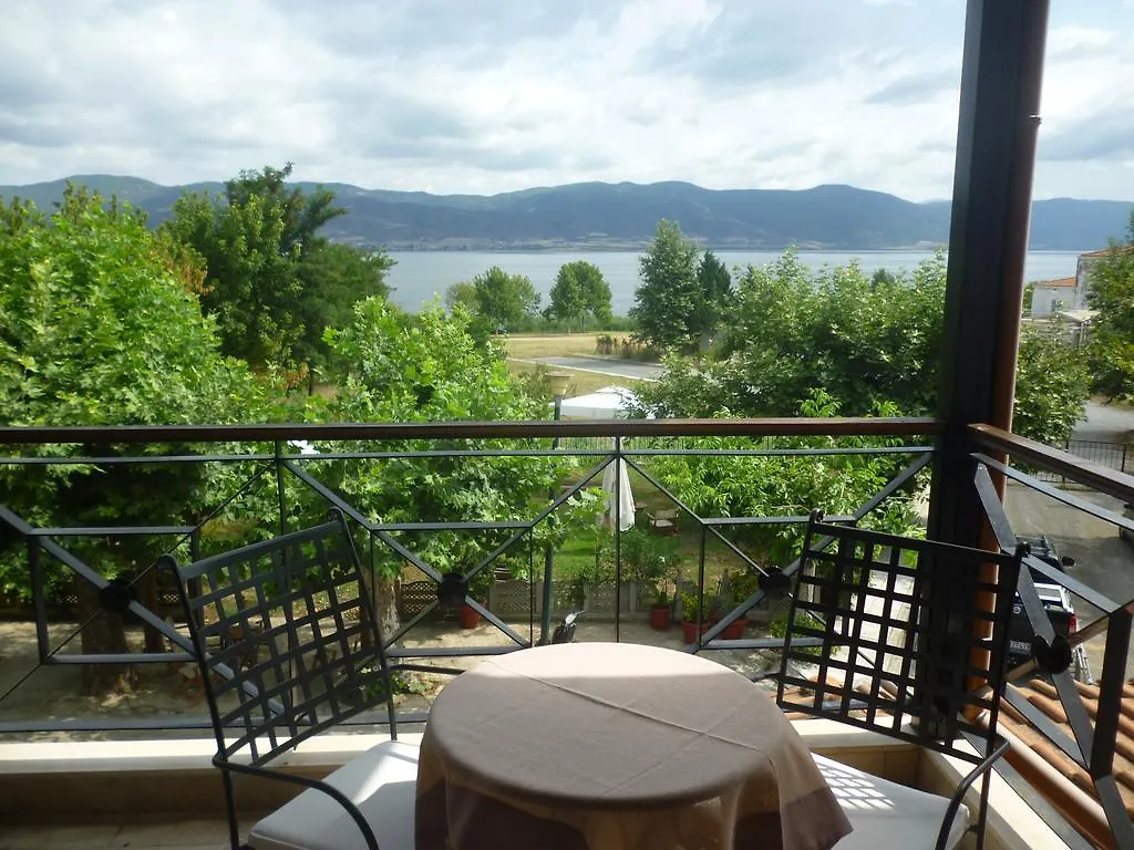 Archontiko Zachou Aparthotel Loutra Volvis 2*,